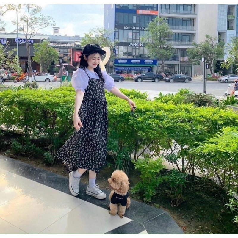 Váy bầu yếm hoa tiểu thư xinh xắn, váy thiết kế cổ trắng sen trẻ trung đi chơi, đi du lịch đi làm đều xinh