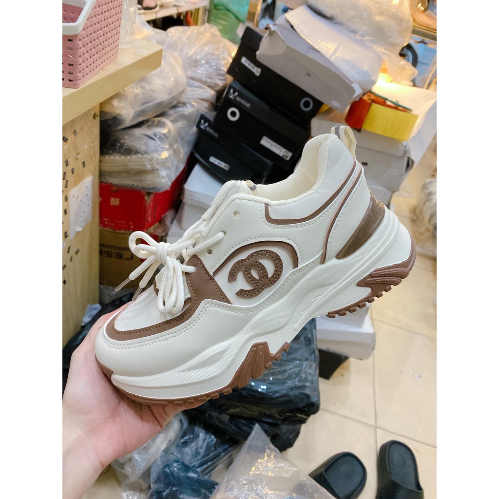 Giày sneaker độn đế ChaneI viền