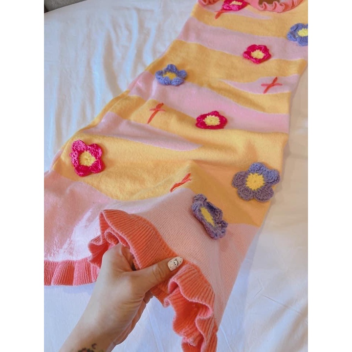 Váy len bông hoa bánh bèo