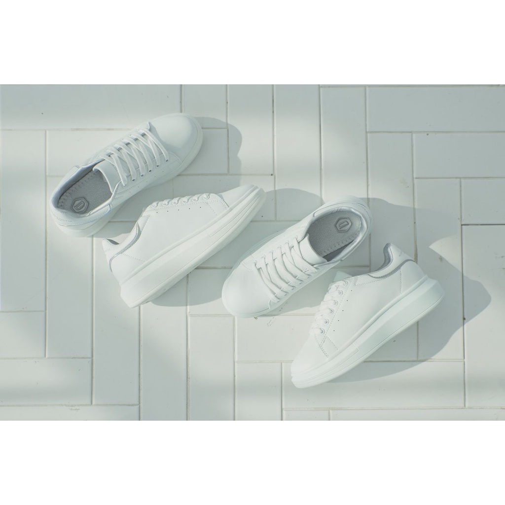 Giày LV Louis Vuitton Trainer Black White, Giày LV Nam Nữ Mẫu Mới Hot Hit 2 Phiên Bản Màu Sắc Hàng Cao Cấp