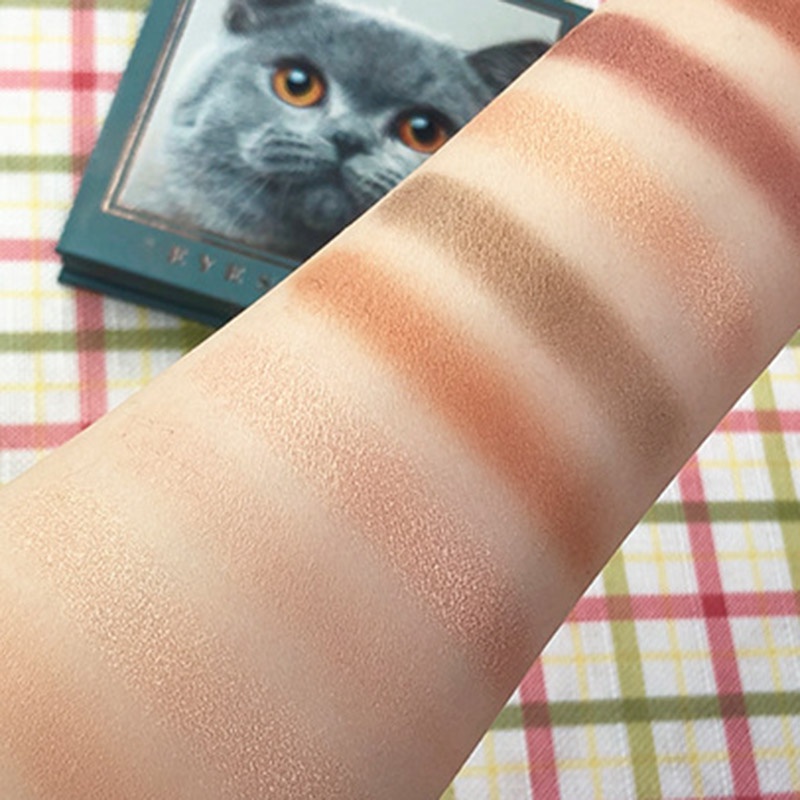 Bảng Phấn Mắt 9 Màu Lì Lấp Lánh Dành Cho Trang Điểm