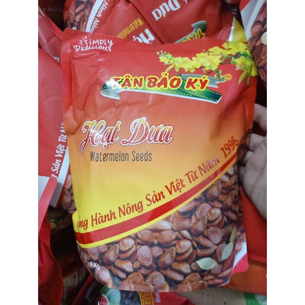 Hạt dưa không phẩm màu Tân Bảo Ký -Huế 1kg mẫu mới 2023