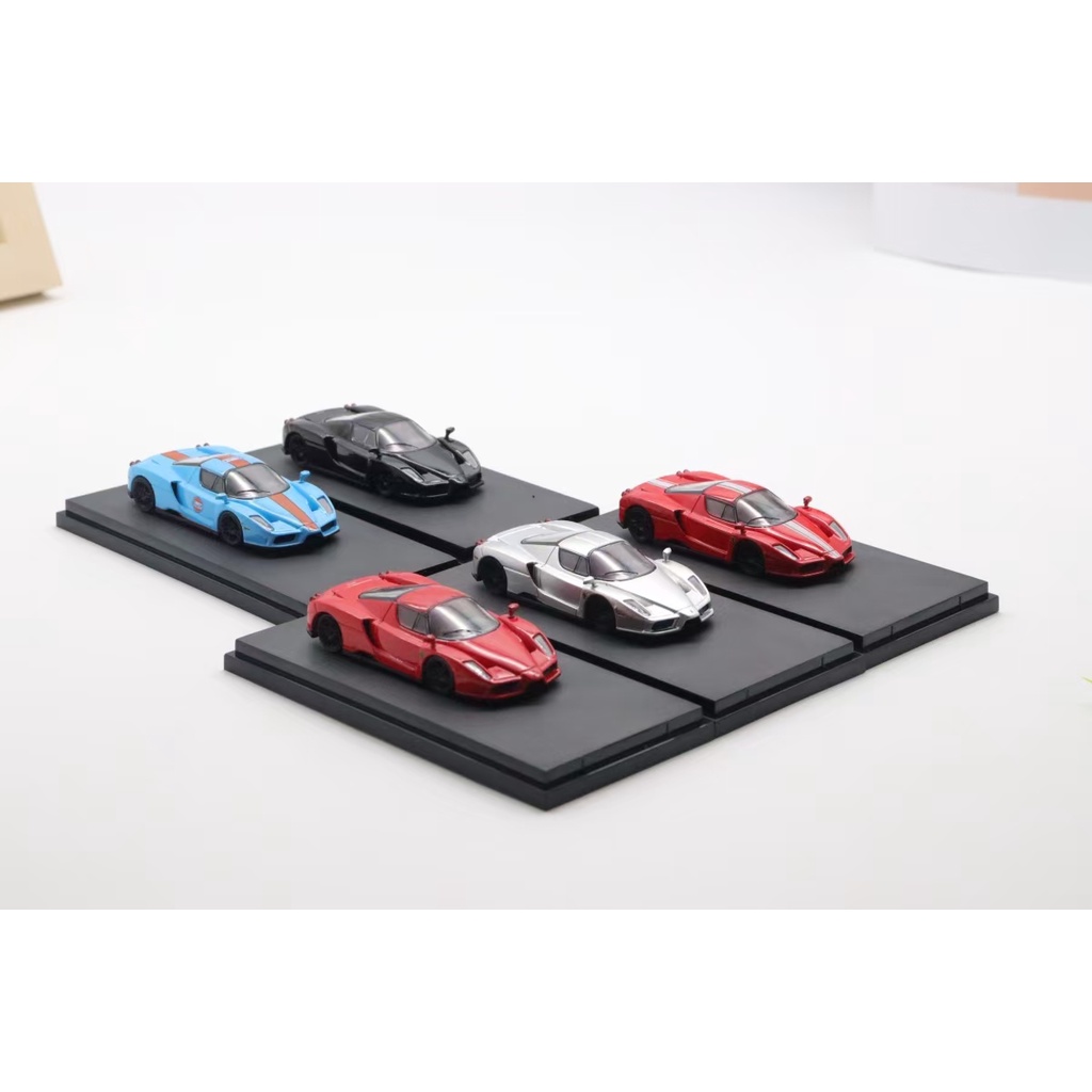 Mô hình ô tô Ferrari Enzo 1:64 Agitator