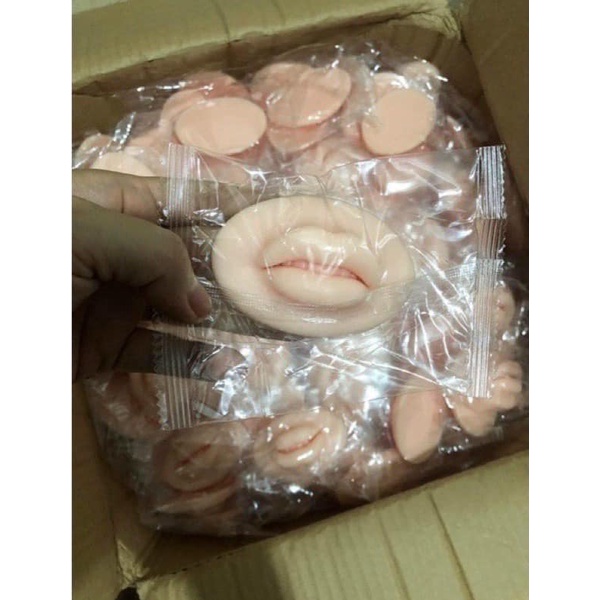 Môi học phun xăm chất liệu silicon bền đẹp