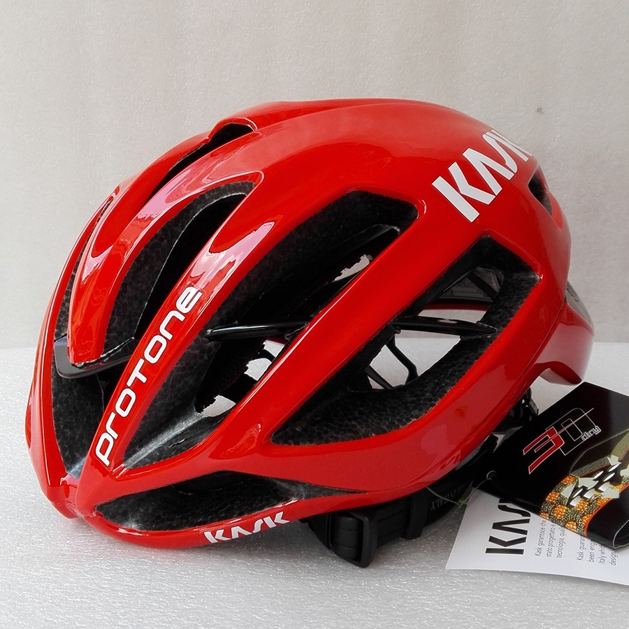 Mũ Bảo Hiểm Đi Xe Đạp Siêu Nhẹ Thoáng Khí Dành Cho Nam Và Nữ