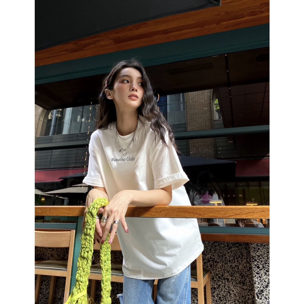 [Mã BTERT6 giảm đến 30k đơn 150k] Áo thun unisex form rộng AT357 Miucho basic tee tay lỡ dành cho nam nữ in graphic | BigBuy360 - bigbuy360.vn