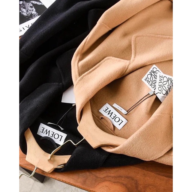 Áo dạ lowe size S màu nâu be xịn xò
