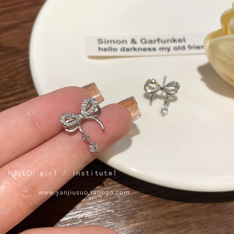 Bông Tai Hình Nơ Đính Đá Zircon Sang Trọng Cho Nữ