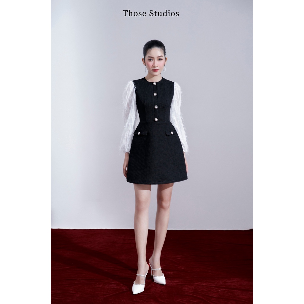 Those Studios Đầm dự tiệc , đầm đen tay dài Angela Dress form chữ a với chất cotton gân kết hợp voan lông vũ