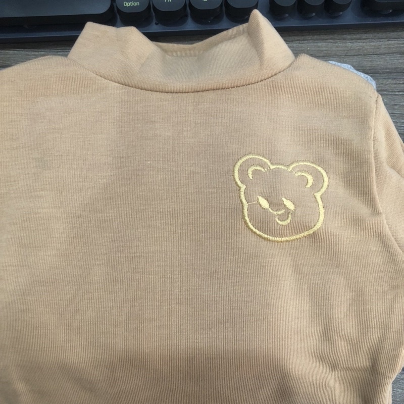 Áo thun cổ cao ba phân chất liệu mềm mại co dãn thoải mái an toàn với làn da bé BEDDEP