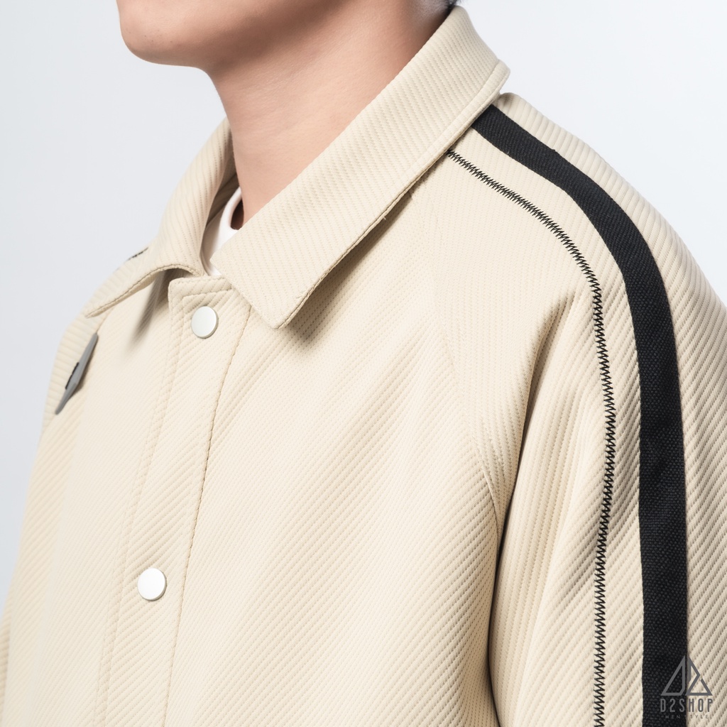 Áo khoác nam D2shop, áo khoác cổ bẻ phối viền vai, vải nỉ dập nổi, màu đen, kem