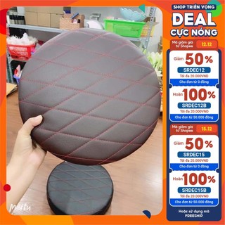 Ghế ngồi làm chân có bánh xe xoay 360 độ, ghế bệt làm móng Thiên Di Nail
