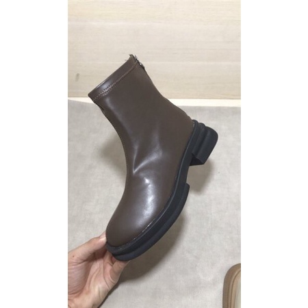 Bốt da mũi tròn 2 phân cao cấp hót đông 2022