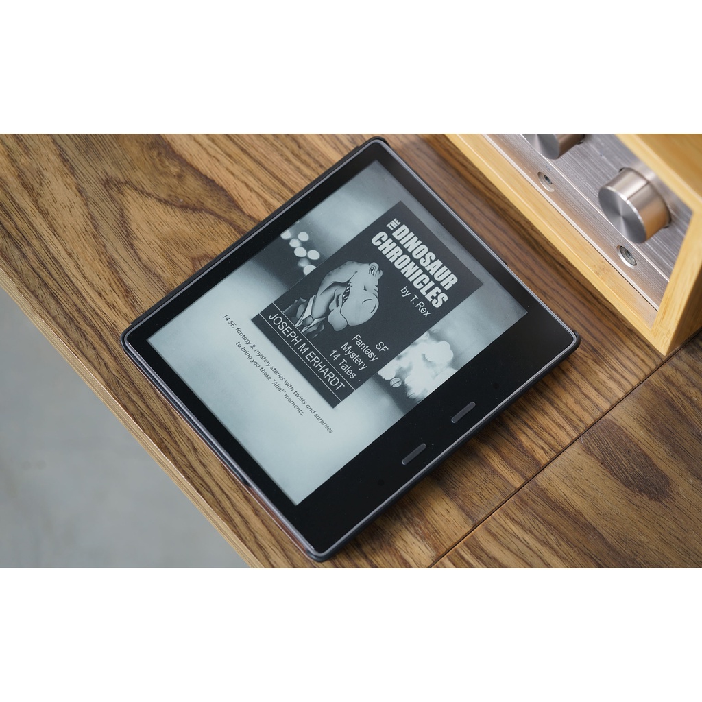 Máy Đọc Sách Kindle Oasis 3 Thế Hệ 10 Màn Hình Vàng Warmlight Chống Nước IPX8 - Hàng Chính Hãng - Có Xuất VAT