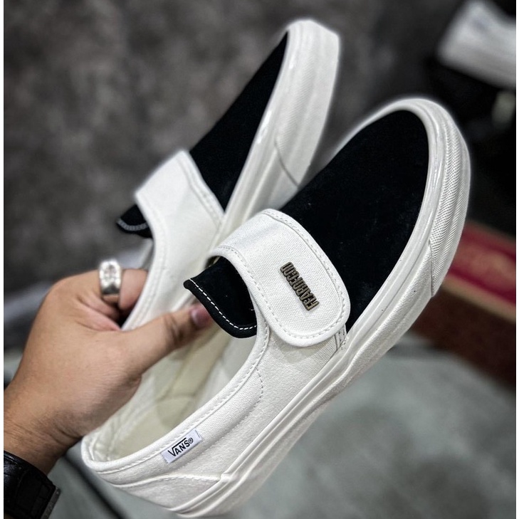 Giày Vans Slip On Strap Fear Of God Vans Slip On Fear Of God Off White Đen  Trắng Hot Tren 2022 Size 36-43 - Mixasale