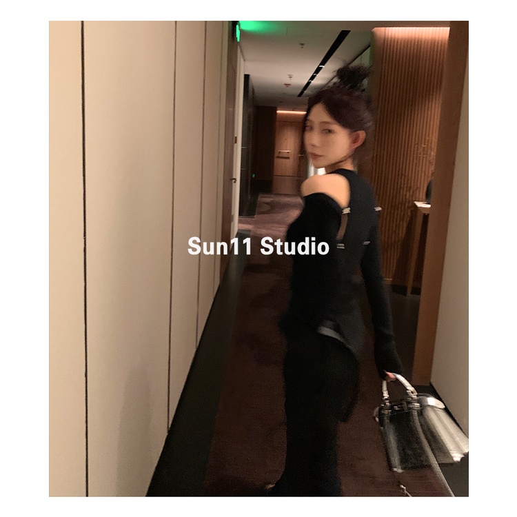 Áo Sweater Trễ Vai Dáng Ôm Thiết Kế Ngọt Ngào Dễ Phối Đồ