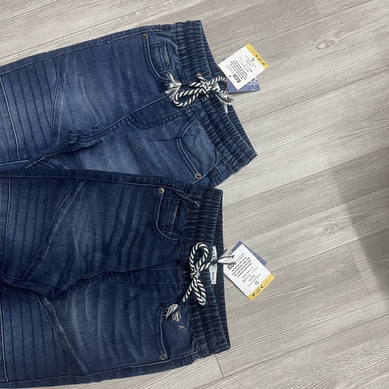 MDK- Quần jeans BT size 4/5y