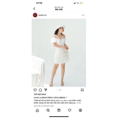 Váy rechic như hình size s mua sale 400k pass 150k