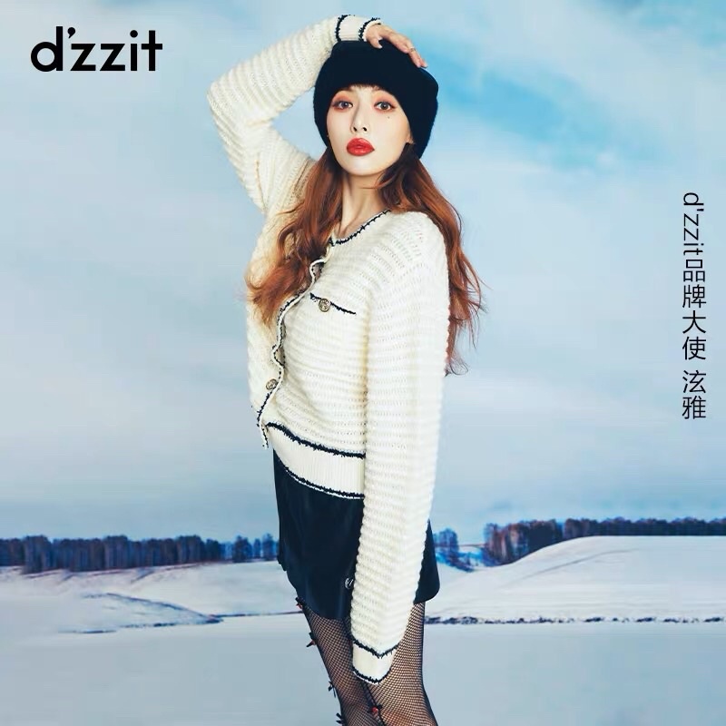 Áo len hồng Dzzit