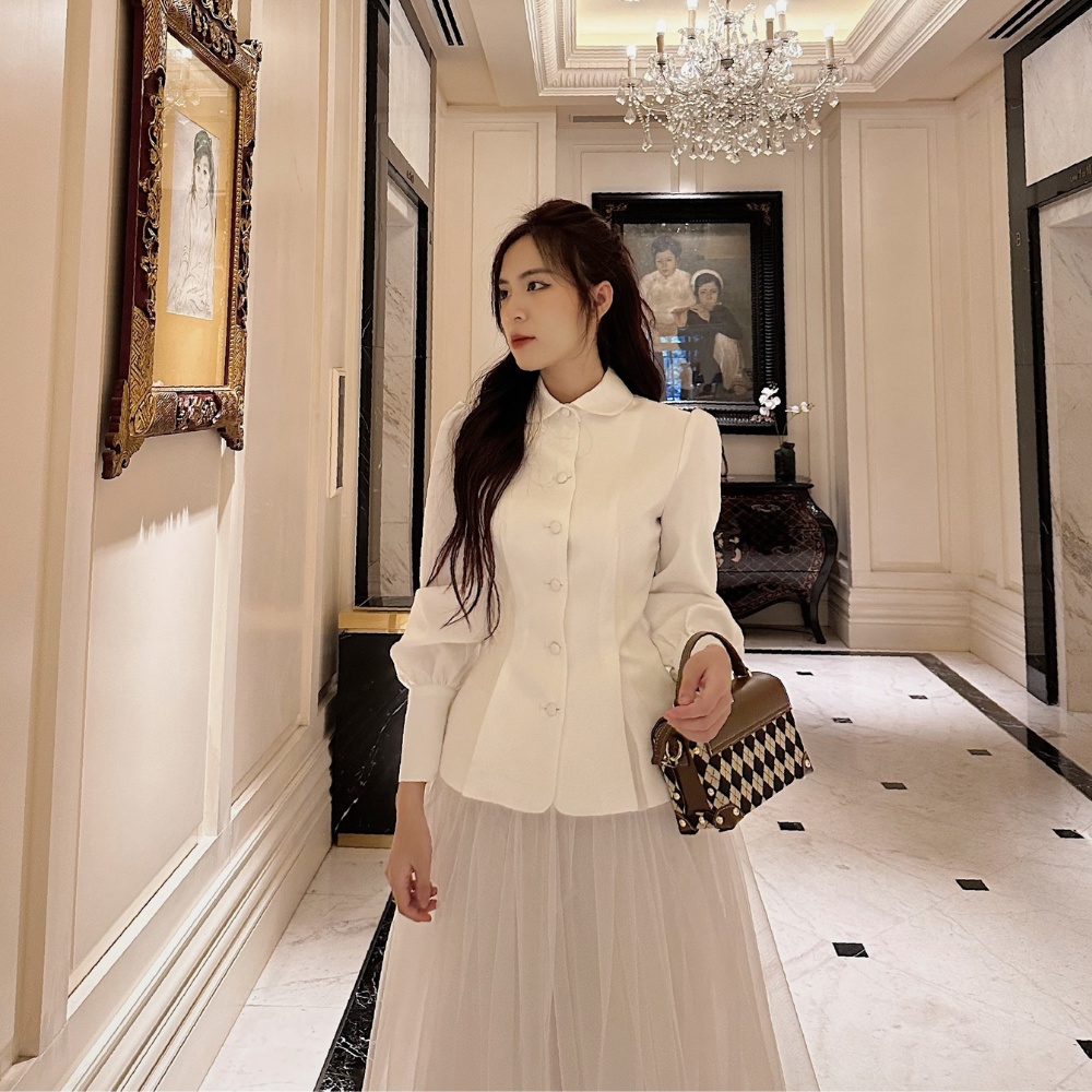 Chân váy midi Syra trắng dài dáng xòe 2 lớp có lót lụa bên trong CONSOLISM CV12
