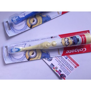 01 CÂY BÀN CHẢI PIN HOẠT HÌNH MINION MÀU XANH  / VÀNG HIỆU COLGATE CHO BÉ TỪ MỸ