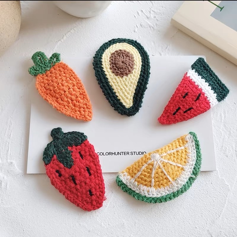 Kẹp tóc trái cây móc len dễ thương dưa hấu, dâu tây, bơ, chanh, cà rốt