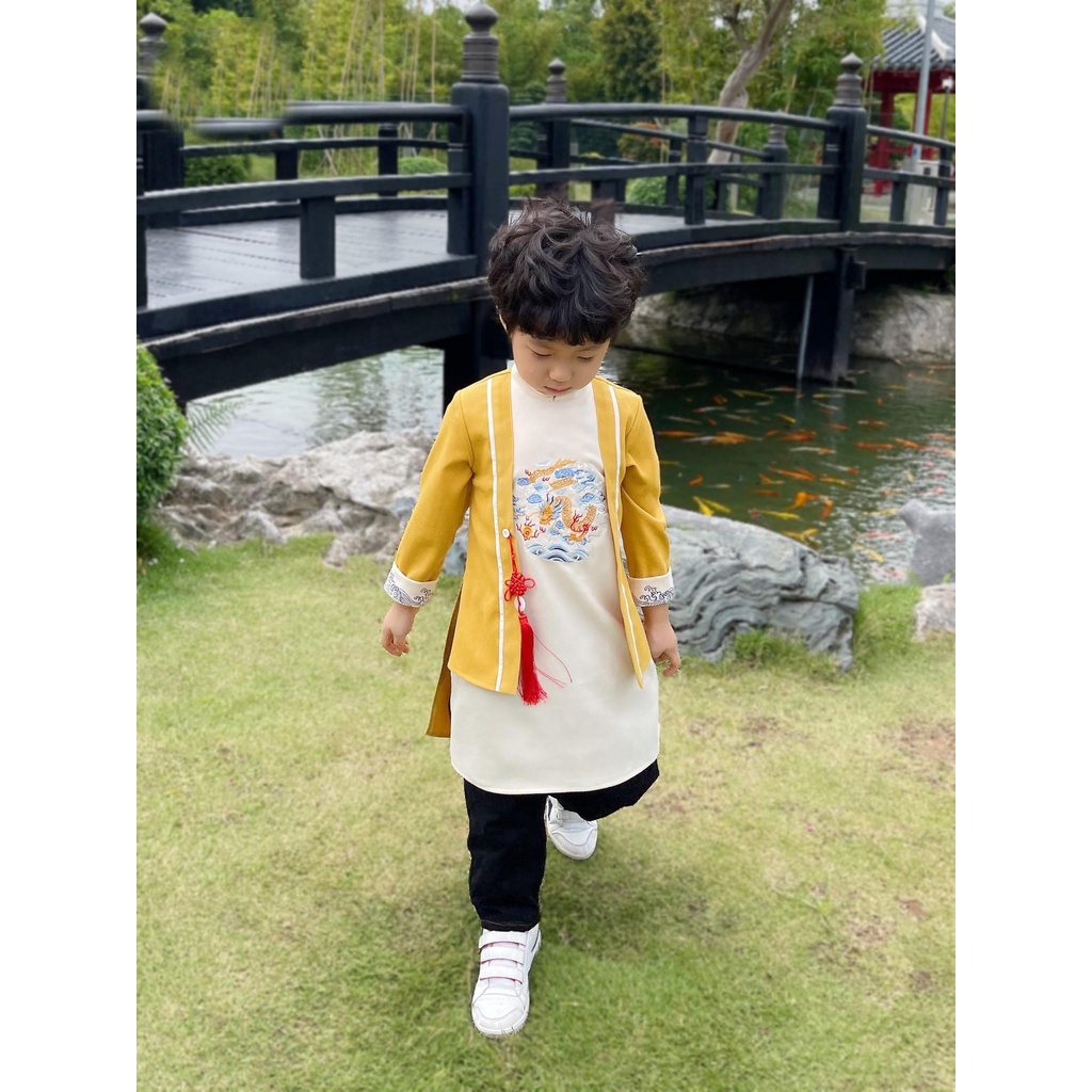 Áo dài cách tân bé trai chất nhung li tặng kèm khánh đeo 8kg đến 28kg