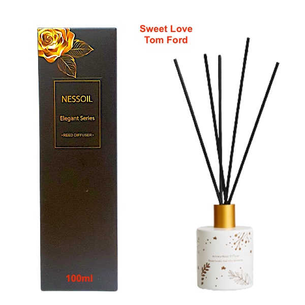 Bộ tinh dầu nước hoa thơm phòng hương Shangrila gồm 1 chai tinh dầu 100ml + 1 bộ que khuyếch tán màu đen