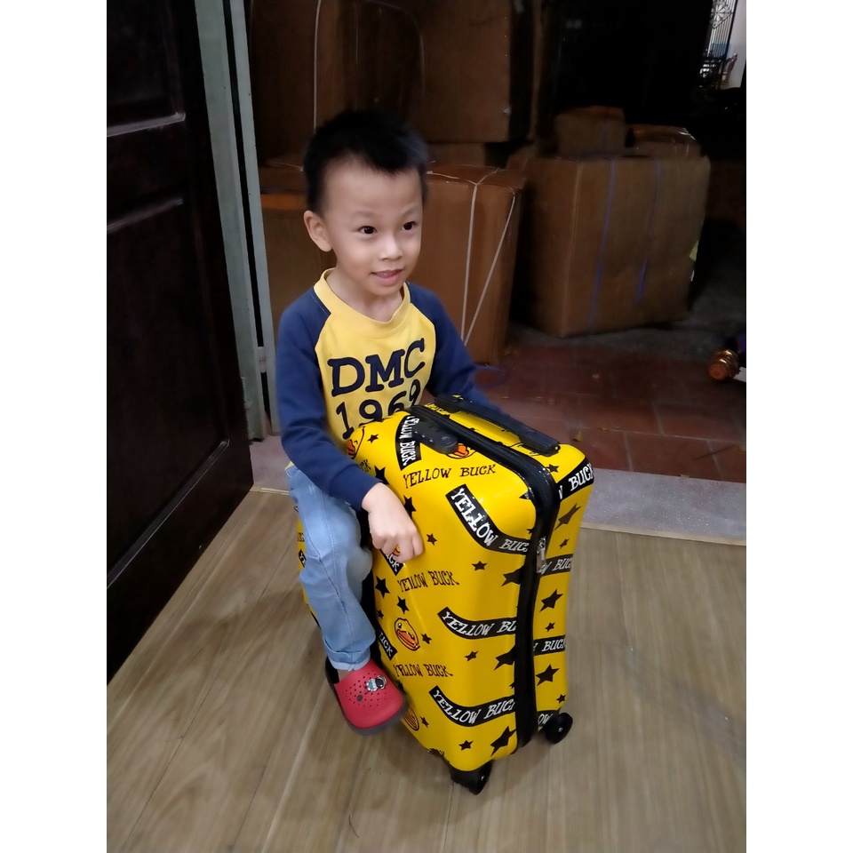 Vali kéo vịt vàng YELLOW DUCK  cho bé trai, gái,CÓ THỂ NGỒI LÊN KHI DI CHUYỂN-hàng có sẵn size 20 inch