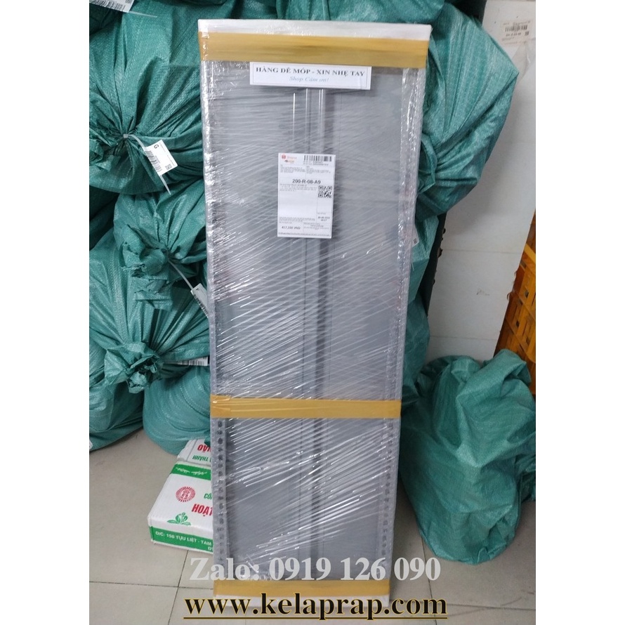 Kệ sắt V - Mã số: V40.12 . Gồm 3 tầng mâm màu xám. Đầy đủ ốc - ke - đế lót - thép V3x3 dày 1.5ly