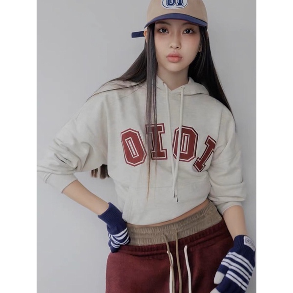 Áo hoodie OiOi hàng full tag mác giống Hyein & Hanni NewJeans, Rosé Blackpink brand Hàn