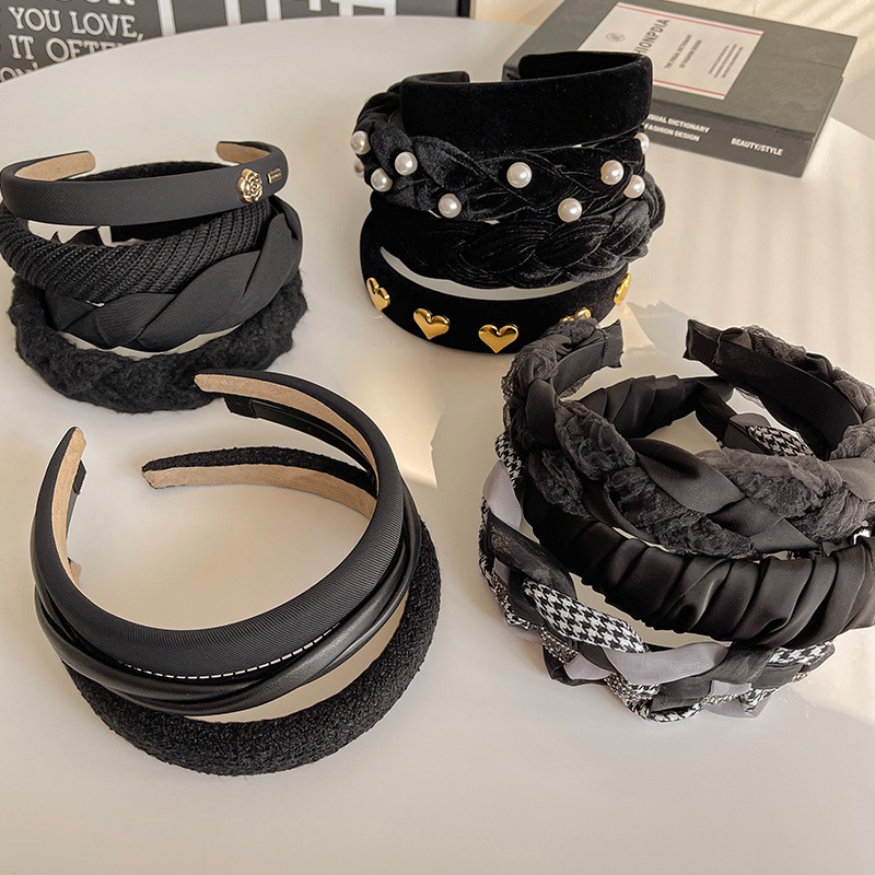 Băng Đô Nhung Mềm Mại Màu Đen Phong Cách Retro Thời Trang Cho Nữ