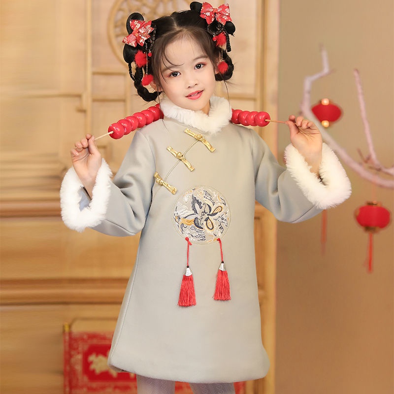 Trang Phục Biểu Diễn Năm Mới Dày Dặn Xinh Xắn Cho Bé Gái