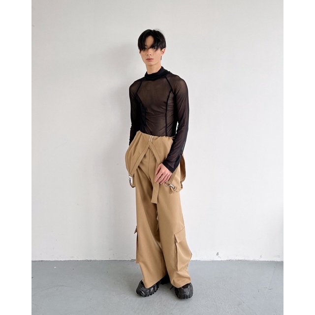 Quần yếm Nova