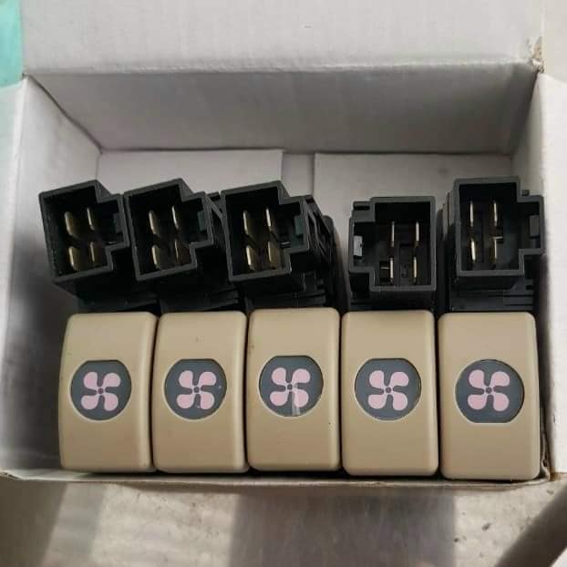 Công tắc còi - đèn - quạt - cảnh báo các loại trên oto