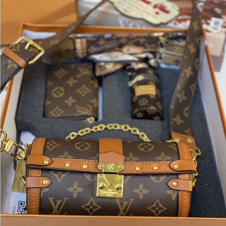 Túi Xách Nữ L.V Size 22 cm Đeo Chéo Dây Da Họa Tiết Bản To Kèm Dây Xích Hàng Cao Cấp Phong Cách Retro Mùa Đông Mới