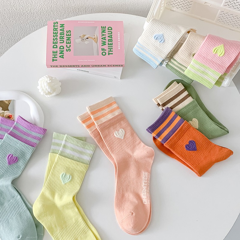 Vớ tất Ullzang cổ cao màu pastel sọc hình tim phối 2 cổ