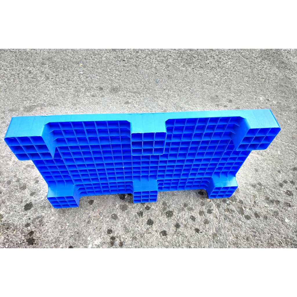 PALLET NHỰA 60x100x10 MẶT BÍT LOẠI 1 XANH DƯƠNG