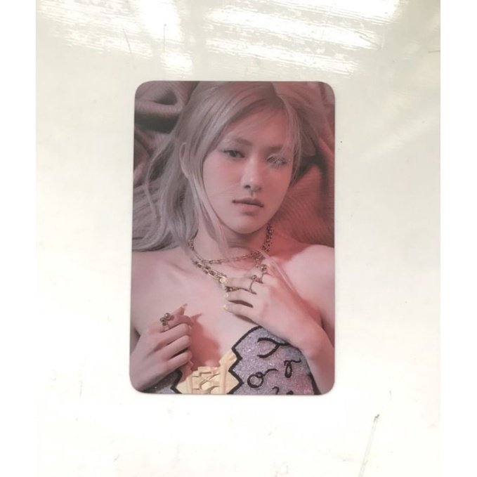 Lẻ Card Ảnh Bo Góc Blackpink Rosé Pre Ktown4u Trong Album -R- Siêu Hot