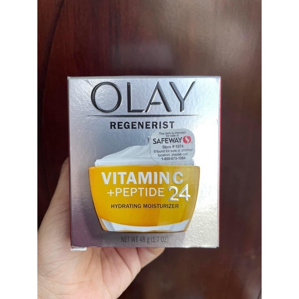 Kem làm sáng da Olay Vitamin C + Peptide 24