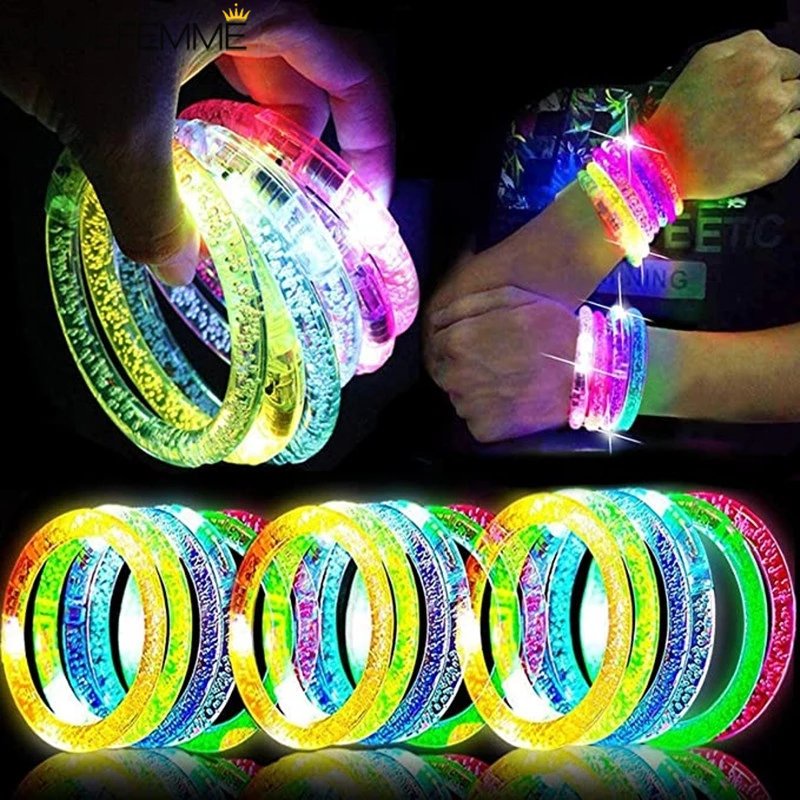 1 Vòng Đeo Tay Bằng Acrylic Có Đèn LED Phát Sáng Màu Sắc Ngẫu Nhiên Có Thể Tháo Rời