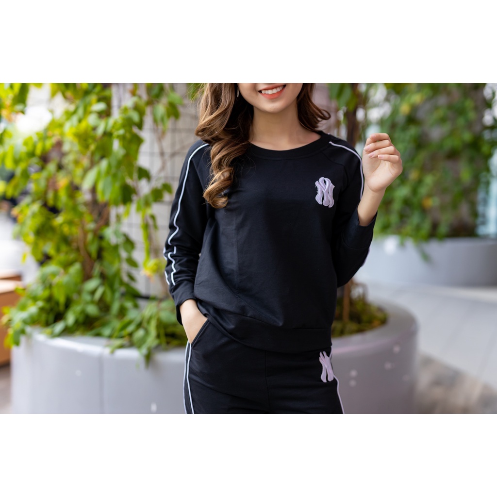 Bộ thể thao nữ SEFA chất đẹp phối viền 3 vạch