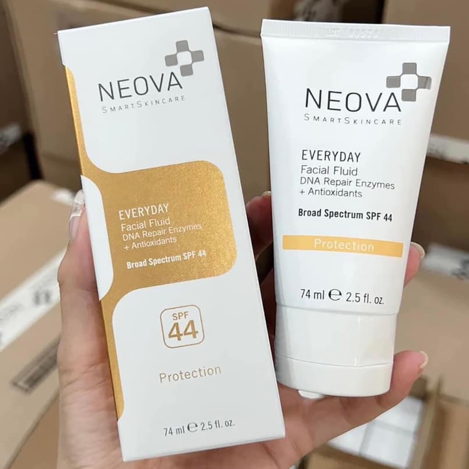 Kem Chống Nắng UVA UVB Neova DNA Damage Control Everyday Broad Spectrum SPF 44