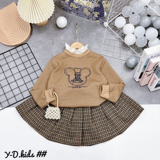 Set áo nỉ và chân váy kẻ sz đại