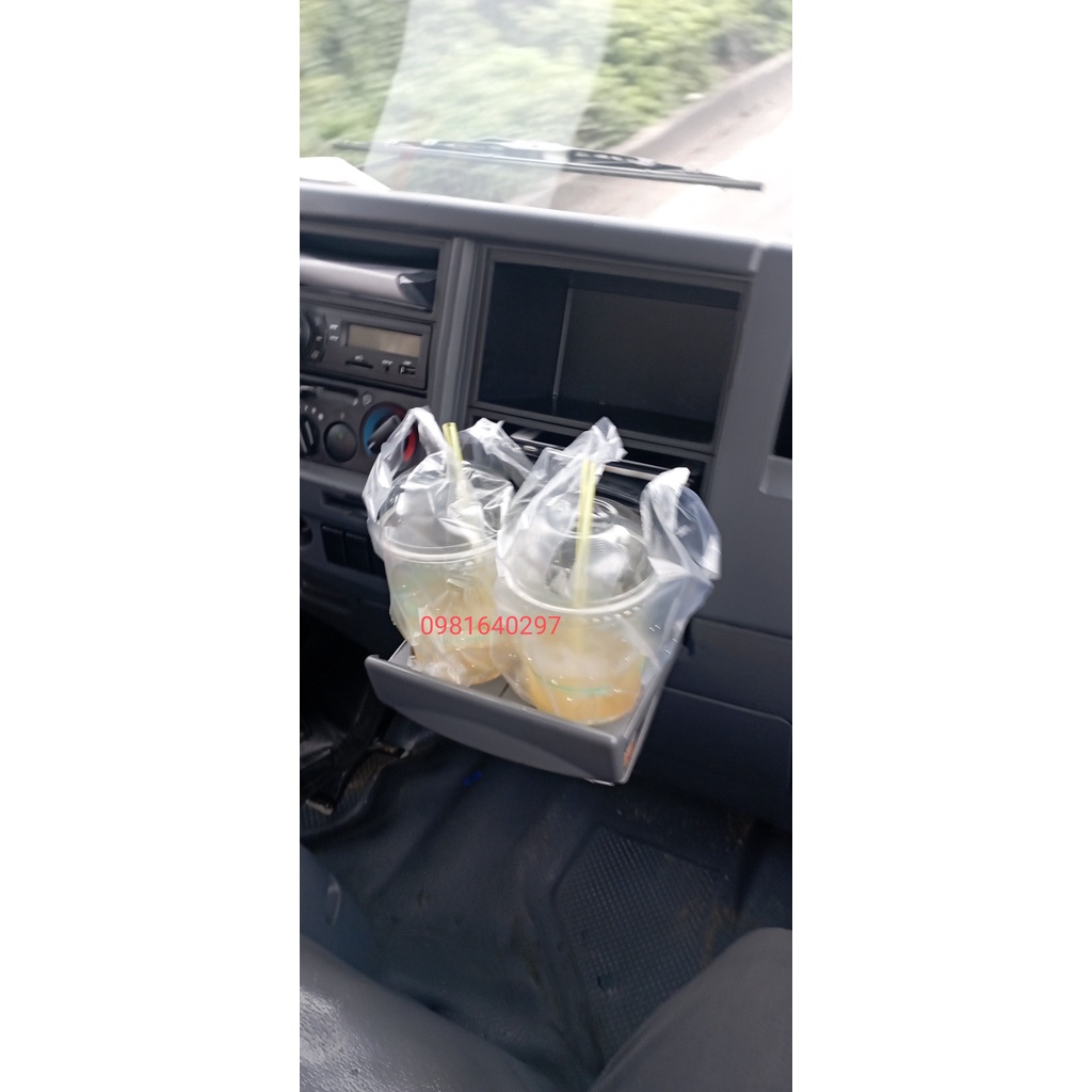 Khay đựng ly nước gắn cho xe Isuzu hàng chính hãng