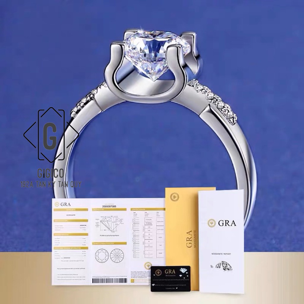Nhẫn đá kim cương nhân tạo moissanite mặt trái tim