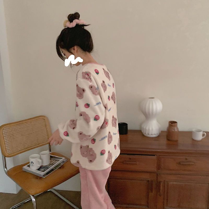 Jiashucheng Bộ Đồ Ngủ Lông Cừu San Hô Dày Dặn Họa Tiết Gấu Dâu Tây Đáng Yêu Cho Nữ Kiểu Hàn Quốc