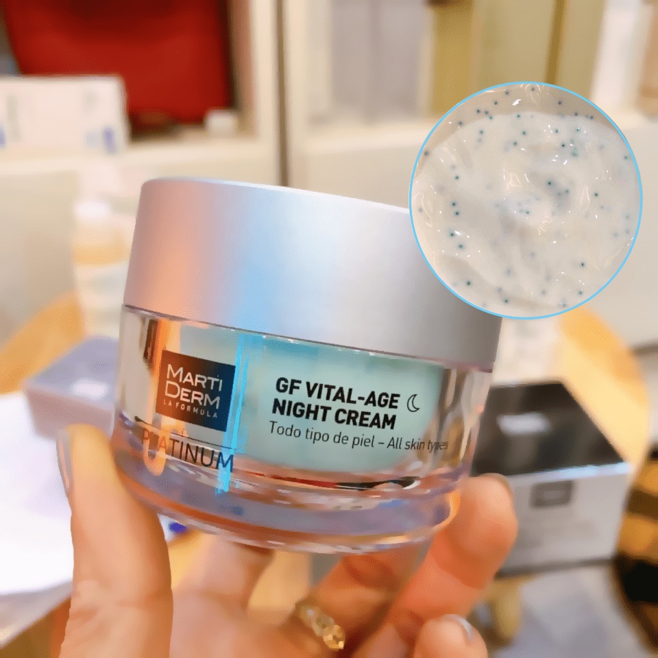 Bộ Kem Dưỡng Ngày/ Đêm Giúp Phục Hồi Hỗ Trợ Giảm Mụn & Trẻ Hóa Da - MartiDerm Platinum GF Vital Age Cream