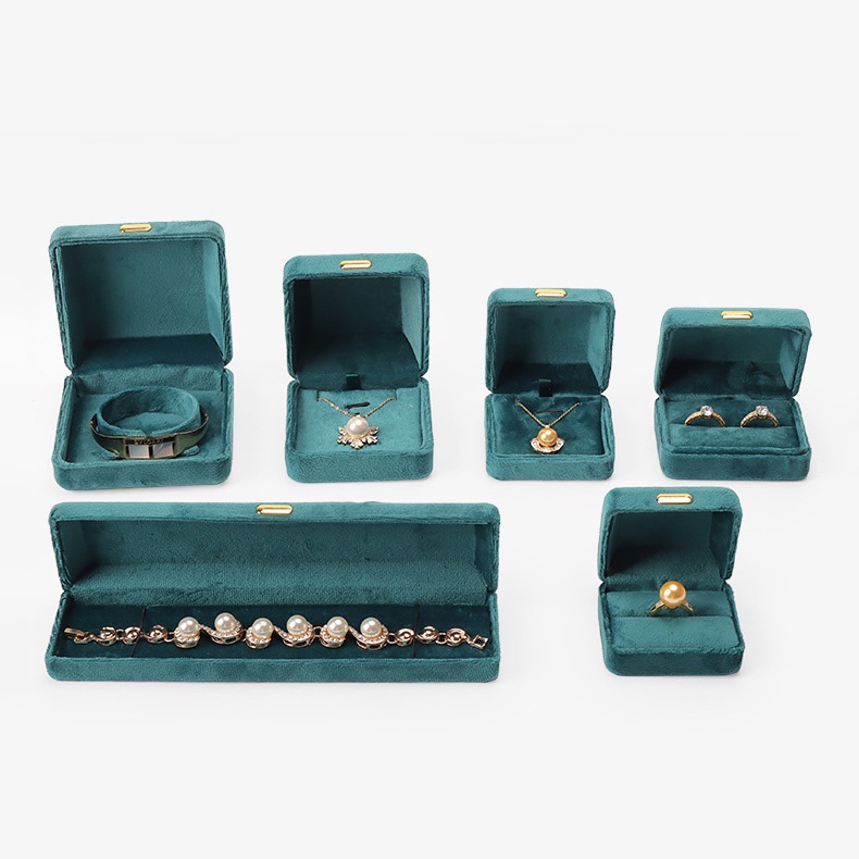 Hộp Đựng Trang Sức Chất Liệu Nỉ Cao Cấp Tiện Lợi Dễ Sử Dụng