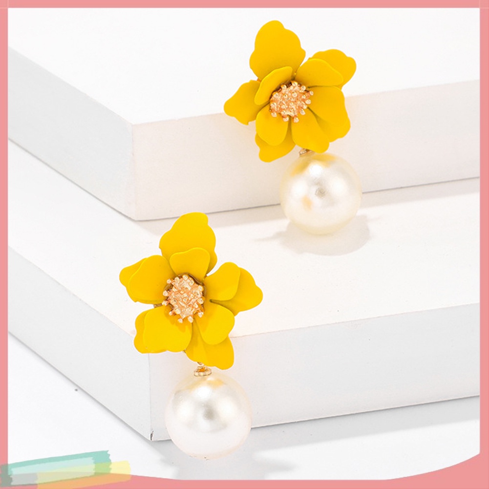 Bông tai xỏ lỗ mặt hình hoa đính ngọc trai nhân tạo cho nữ